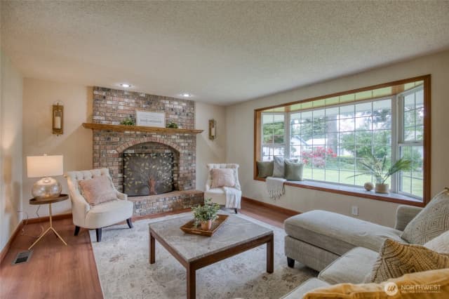 Property photo for 912 W Simpson Avenue, Montesano photo 3