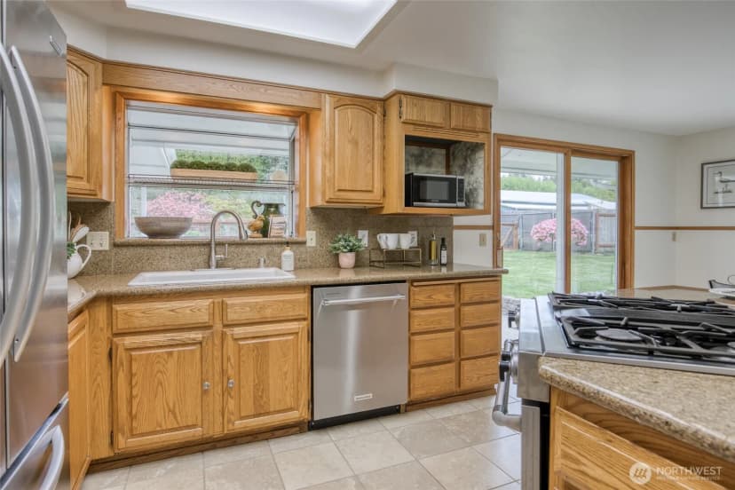 Property photo for 912 W Simpson Avenue, Montesano photo 11