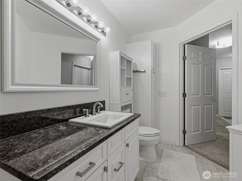 Property photo for 18501 Se Newport Way #h136, Issaquah photo 24