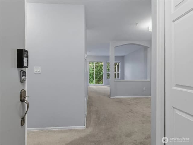 Property photo for 18501 Se Newport Way #h136, Issaquah photo 3