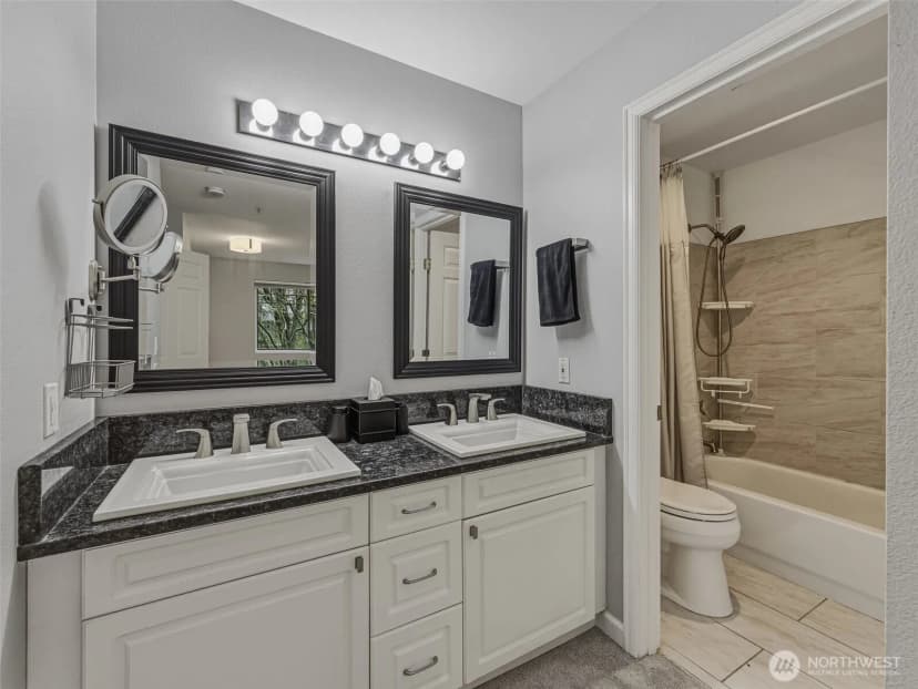 Property photo for 18501 Se Newport Way #h136, Issaquah photo 19