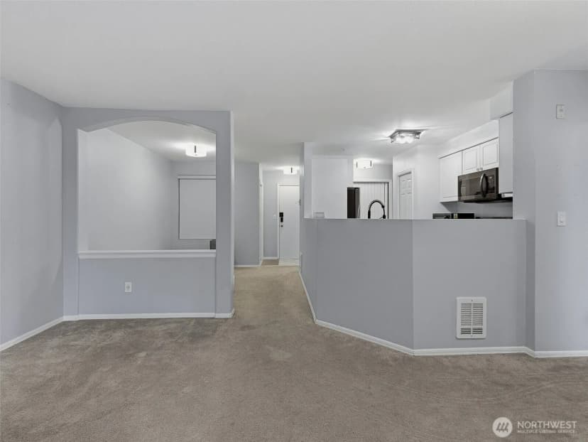 Property photo for 18501 Se Newport Way #h136, Issaquah photo 8