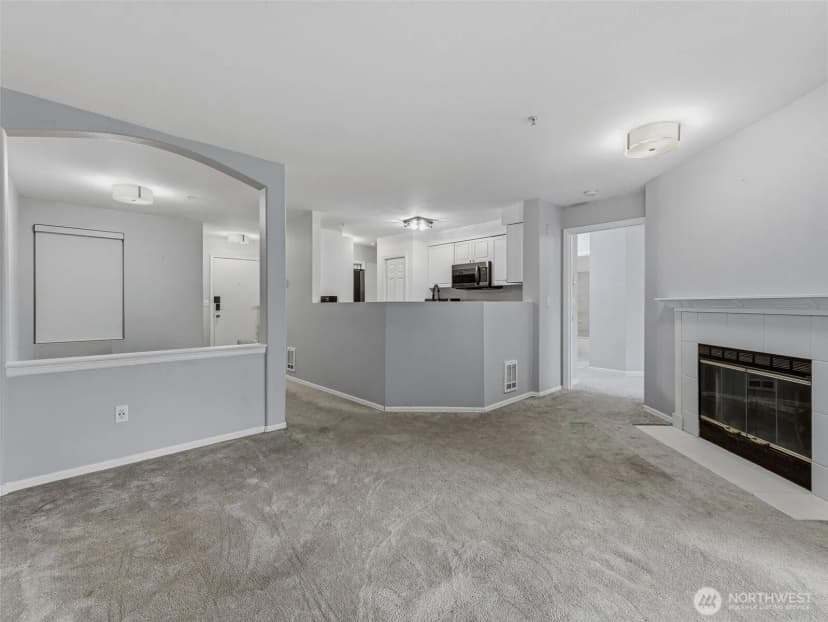 Property photo for 18501 Se Newport Way #h136, Issaquah photo 6