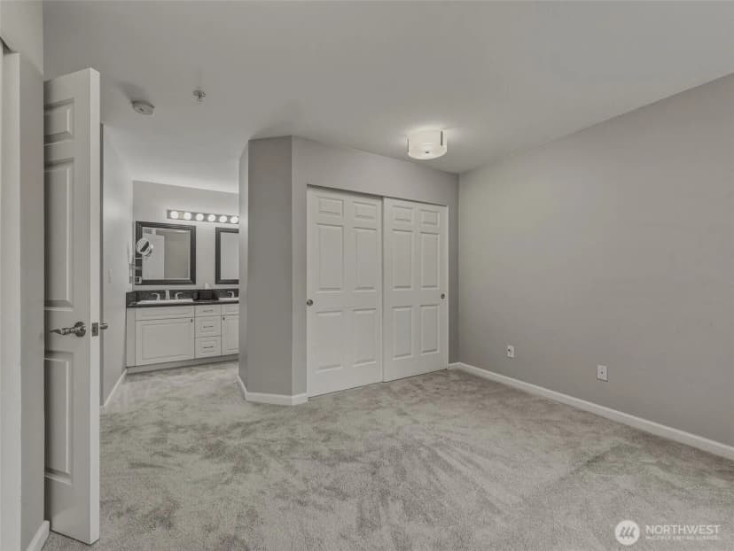 Property photo for 18501 Se Newport Way #h136, Issaquah photo 16