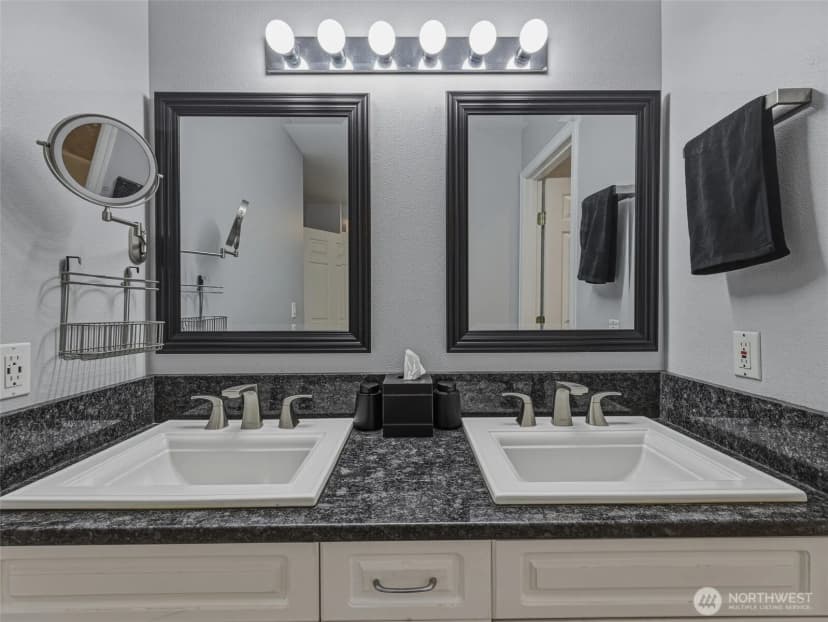 Property photo for 18501 Se Newport Way #h136, Issaquah photo 20