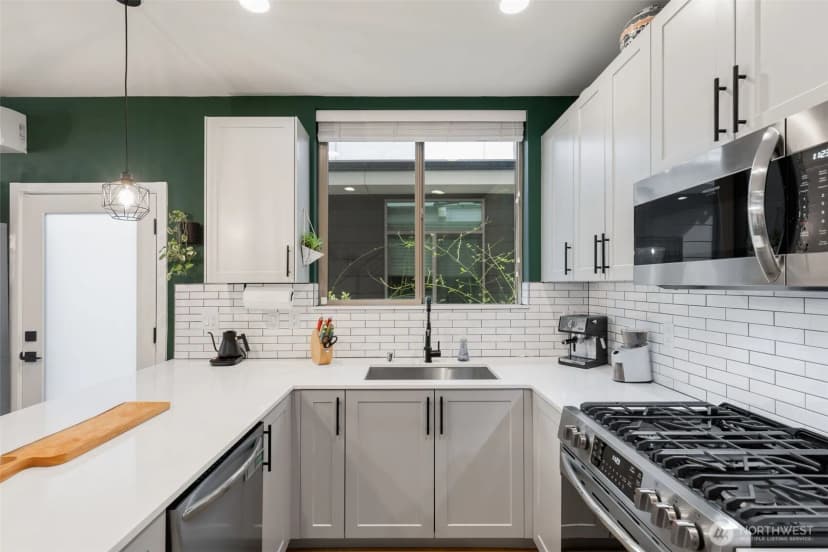 Property photo for 8015 Mary Avenue Nw #d, Seattle photo 10