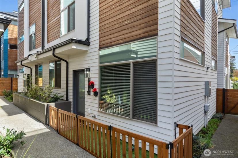 Property photo for 8015 Mary Avenue Nw #d, Seattle photo 3