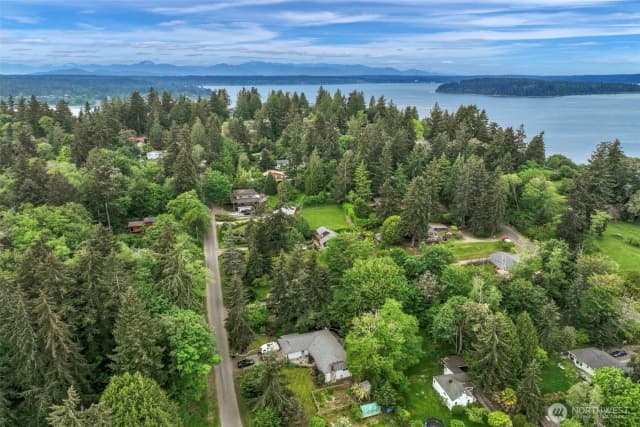 Property photo for 10414 Sw 110th Street, Vashon photo 3