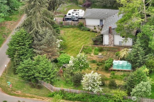 Property photo for 10414 Sw 110th Street, Vashon photo 2