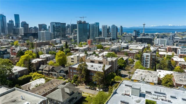 Property photo for 321 Boylston Avenue E #202, Seattle photo 2