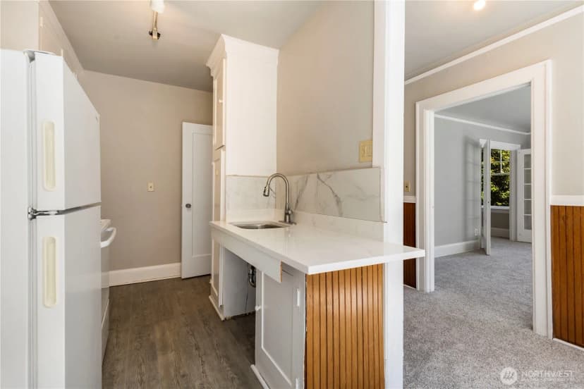 Property photo for 321 Boylston Avenue E #202, Seattle photo 14