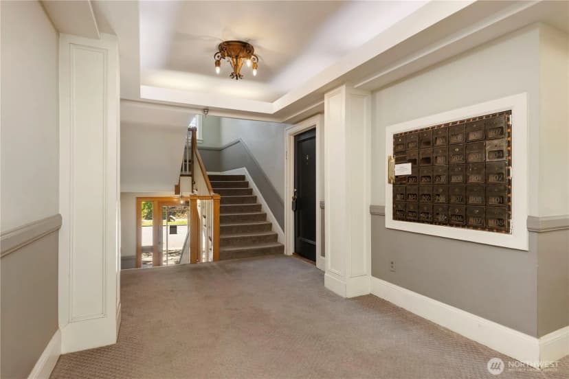 Property photo for 321 Boylston Avenue E #202, Seattle photo 24