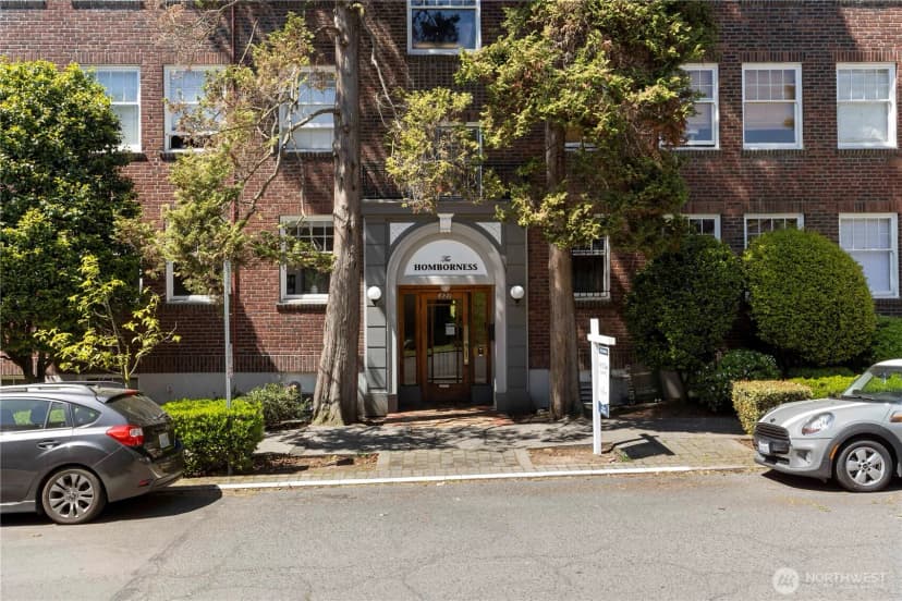 Property photo for 321 Boylston Avenue E #202, Seattle photo 27