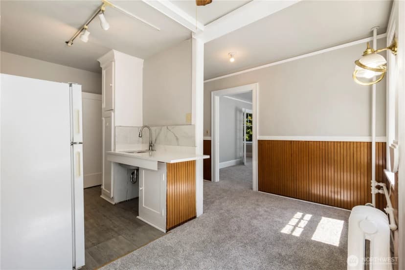 Property photo for 321 Boylston Avenue E #202, Seattle photo 15