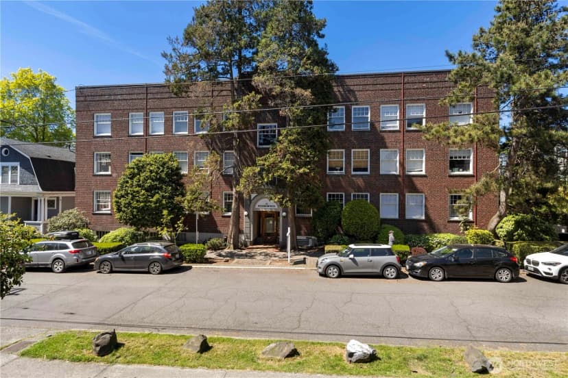 Property photo for 321 Boylston Avenue E #202, Seattle photo 29