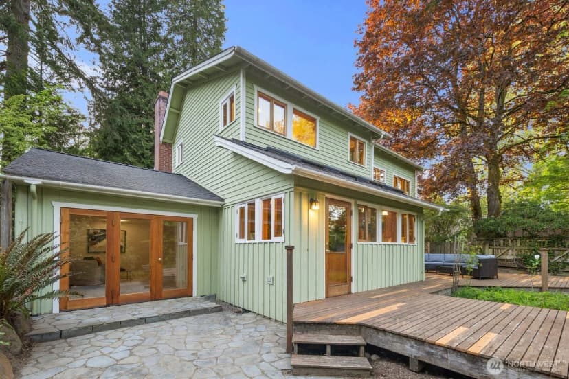 Property photo for 12746 10th Avenue Ne, Seattle photo 34