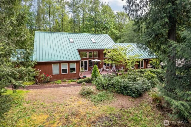 Property photo for 1975 Coal Creek Road, Longview photo 5