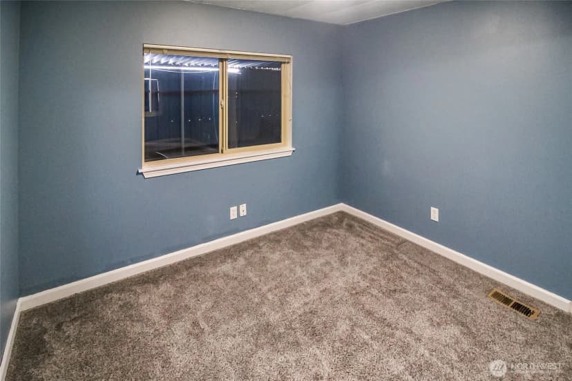 Property photo for 7112 141st Avenue E, Sumner photo 13