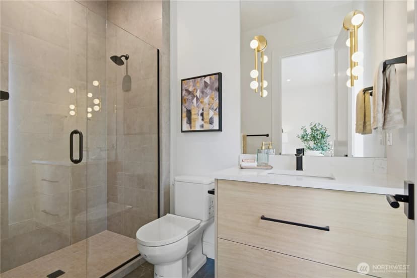 Property photo for 10411 Ne 17th Street, Bellevue photo 14
