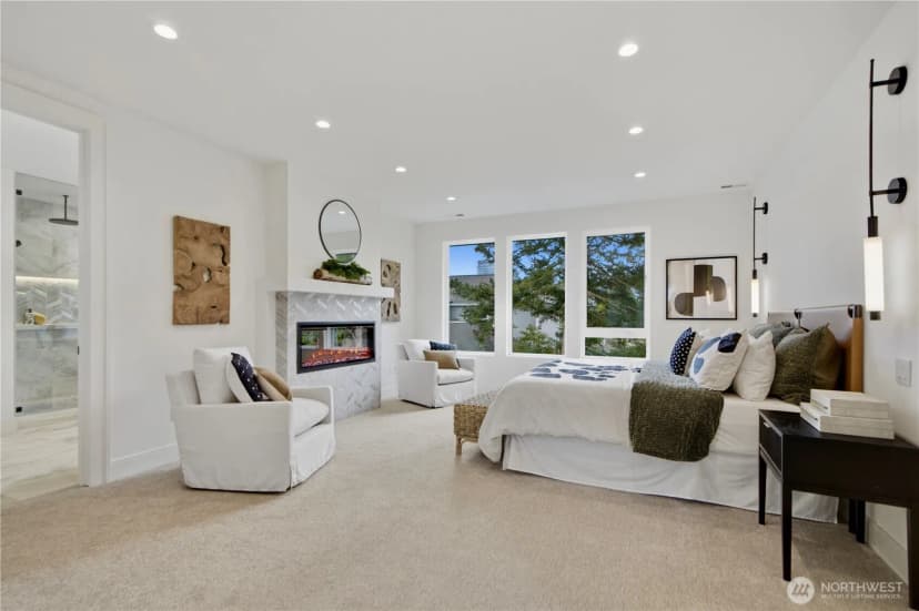 Property photo for 10411 Ne 17th Street, Bellevue photo 16