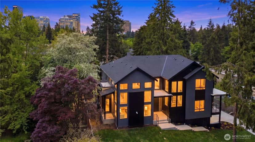 Property photo for 10411 Ne 17th Street, Bellevue photo 32