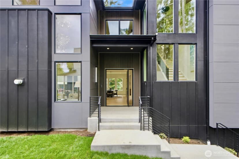 Property photo for 10411 Ne 17th Street, Bellevue photo 31