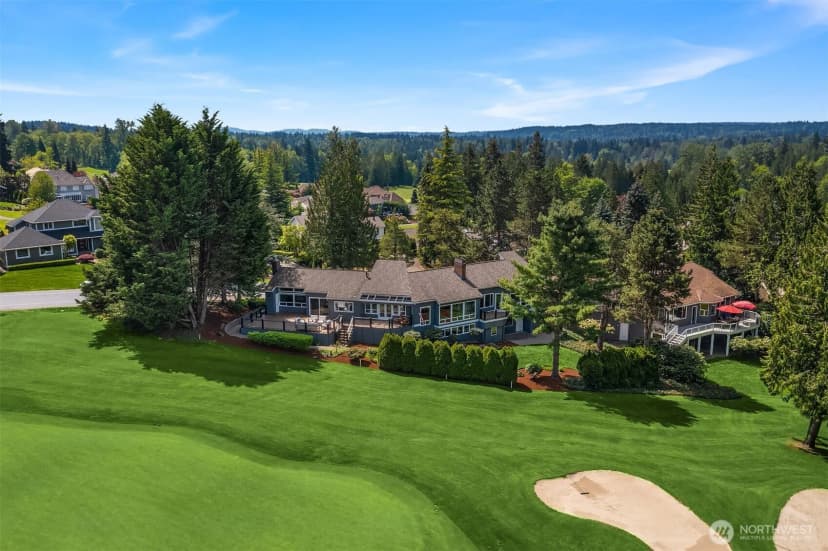 Property photo for 20724 Ne 142nd Street, Woodinville photo 2