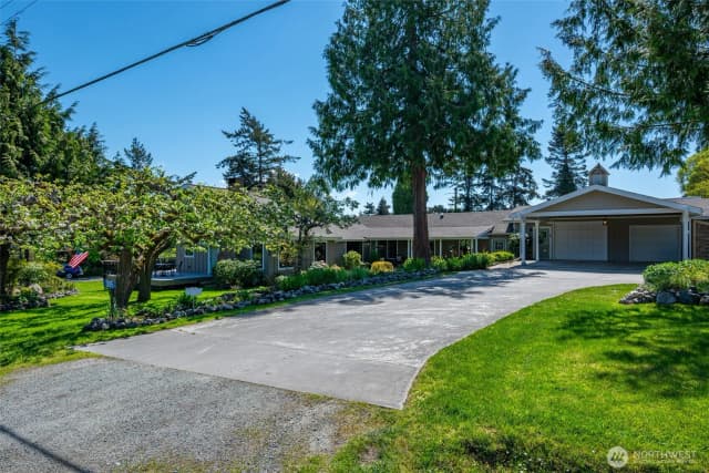Property photo for 305 Nw Coveland Street, Coupeville photo 4