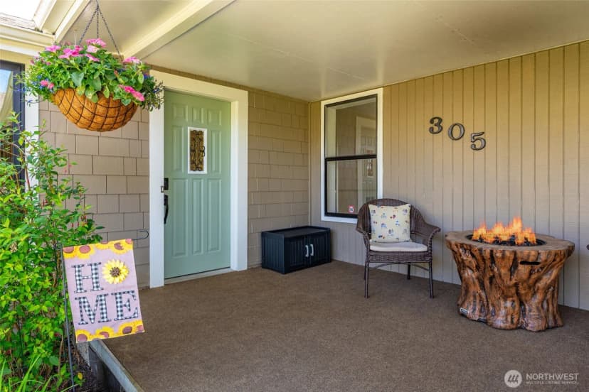 Property photo for 305 Nw Coveland Street, Coupeville photo 8