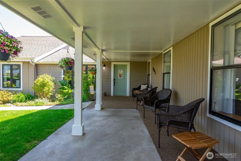 Property photo for 305 Nw Coveland Street, Coupeville photo 7