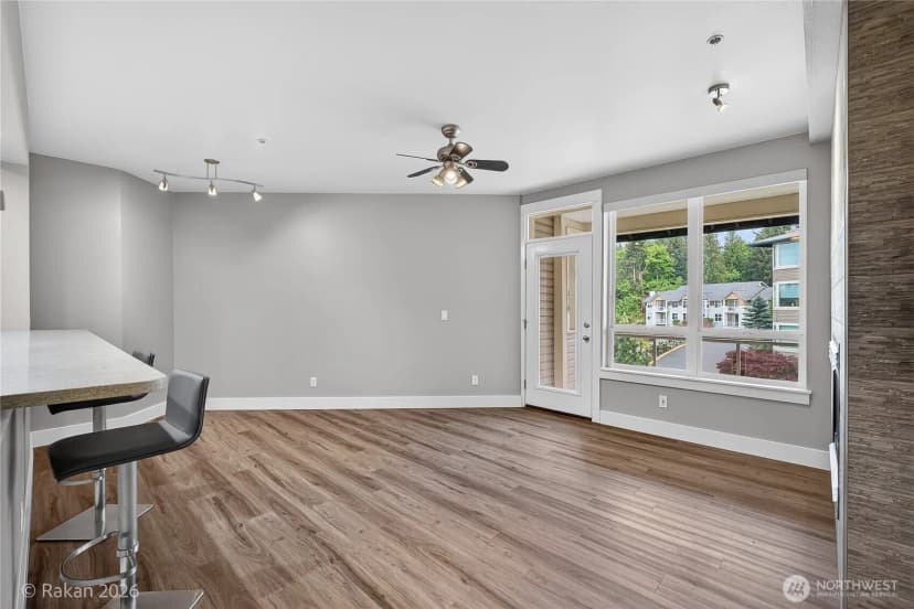 Property photo for 1416 Lindsay Loop #306, Mount Vernon photo 2