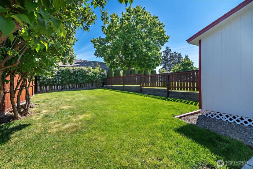 Property photo for 415 W 11th Avenue, Ellensburg photo 24