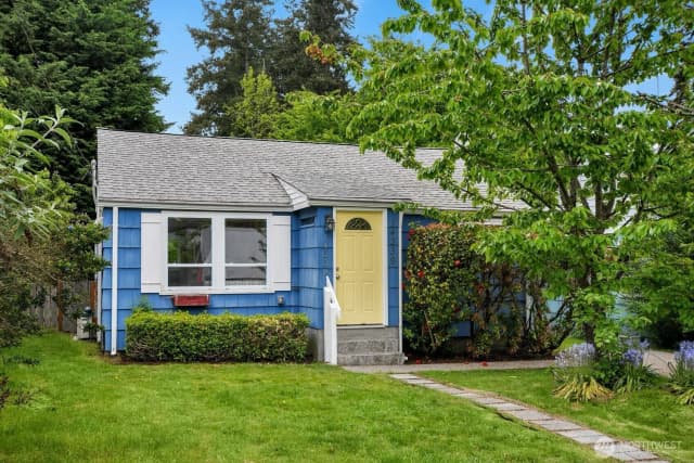 Property photo for 14339 Ashworth Avenue N, Seattle