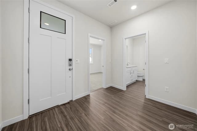 Property photo for 5981 Thornhill Avenue Sw, Port Orchard photo 4