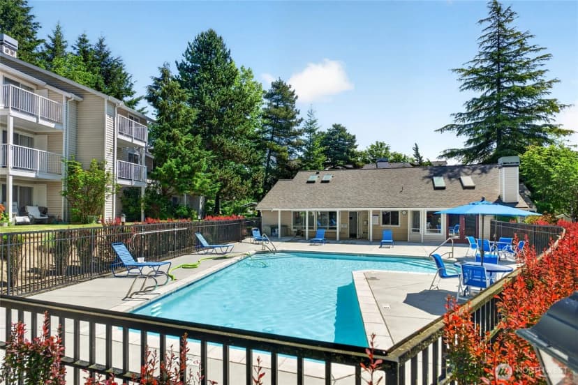 Property photo for 19230 Forest Park Drive Ne #a201, Lake Forest Park photo 5