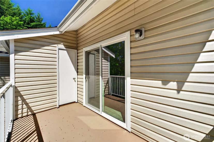 Property photo for 19230 Forest Park Drive Ne #a201, Lake Forest Park photo 27