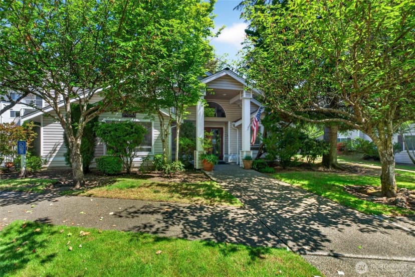 Property photo for 19230 Forest Park Drive Ne #a201, Lake Forest Park photo 31