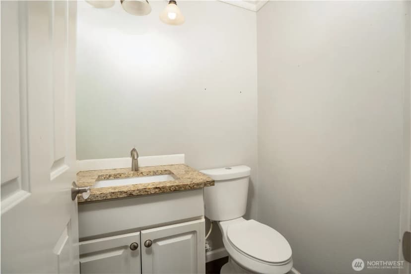 Property photo for 6533 63rd Street W, University Place photo 7