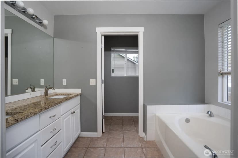 Property photo for 6533 63rd Street W, University Place photo 13