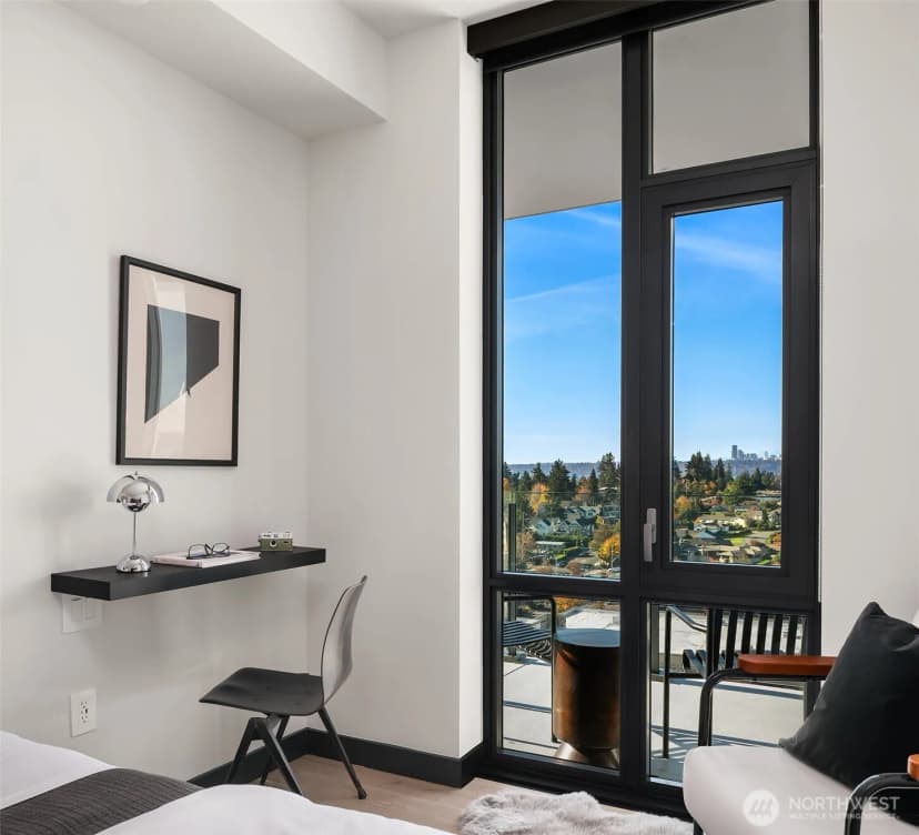 Property photo for 889 Avenue Square Ne #603, Bellevue photo 6