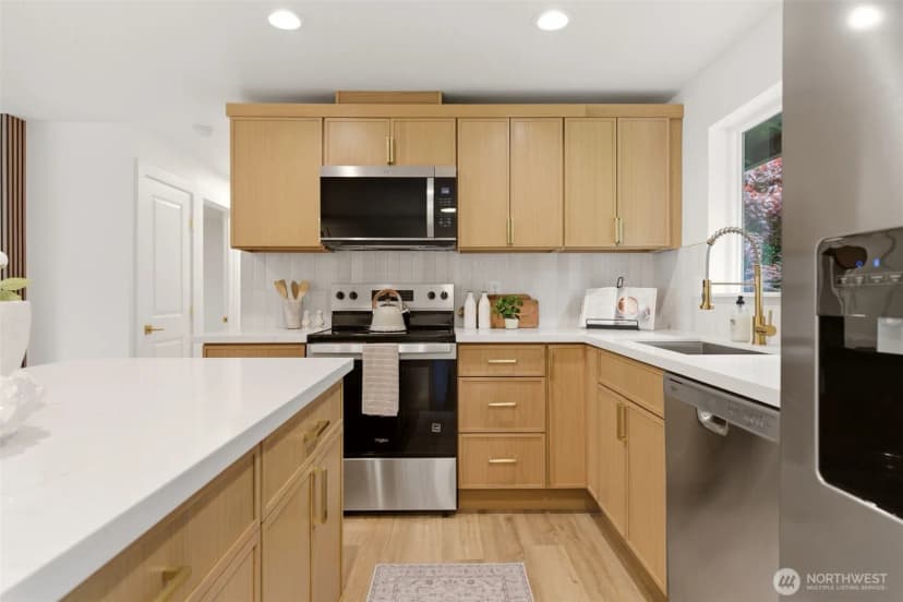 Property photo for 22605 60th Avenue W, Mountlake Terrace photo 13