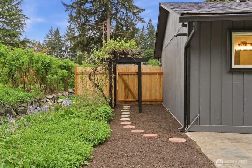 Property photo for 22605 60th Avenue W, Mountlake Terrace photo 30