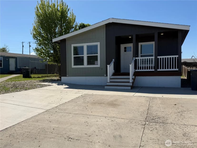 Property photo for 402 Maple Avenue #78, Sunnyside
