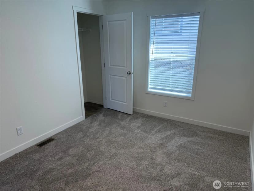 Property photo for 402 Maple Avenue #78, Sunnyside photo 16