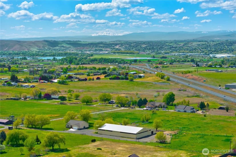Property photo for 131 Latigo Lane, Yakima photo 33