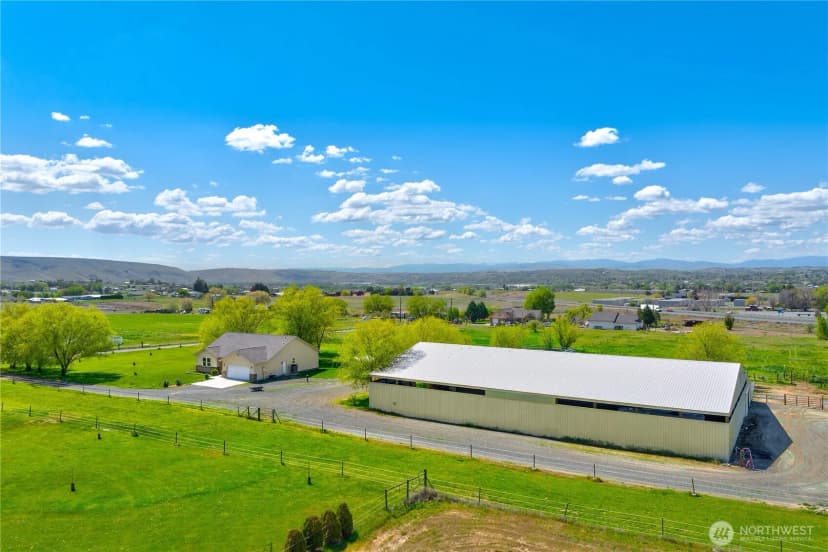 Property photo for 131 Latigo Lane, Yakima photo 32