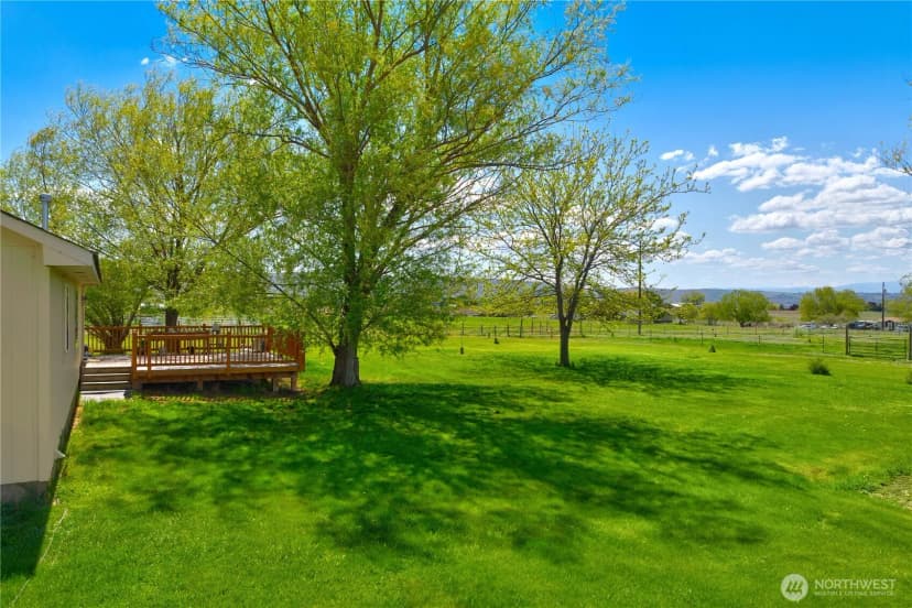 Property photo for 131 Latigo Lane, Yakima photo 30