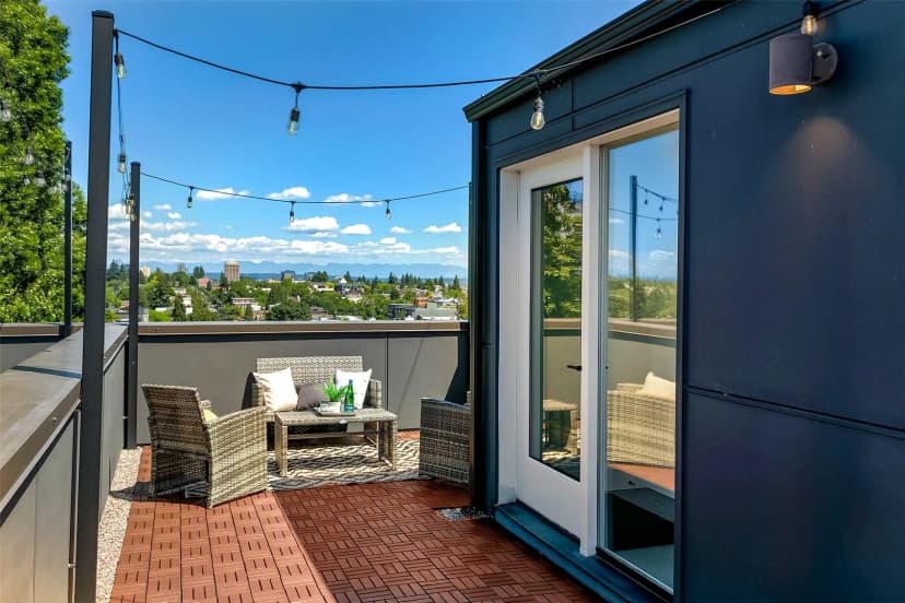 Property photo for 908 N 46th Street #f, Seattle photo 25