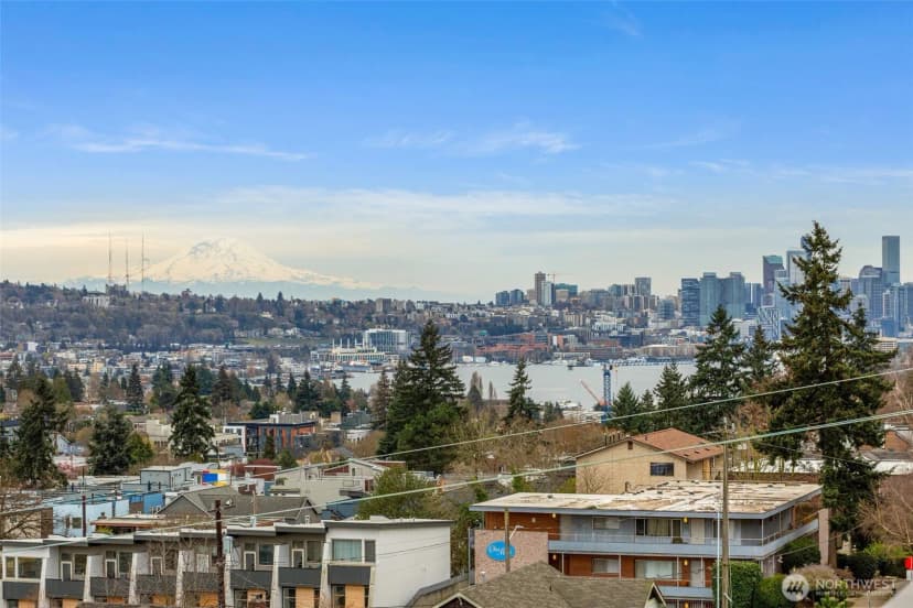 Property photo for 908 N 46th Street #f, Seattle photo 22