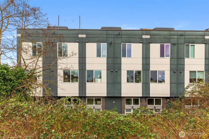 Property photo for 908 N 46th Street #f, Seattle photo 39